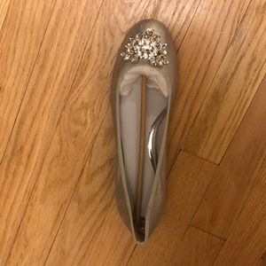 Silver Bianca Badgley Mischka flats size 10